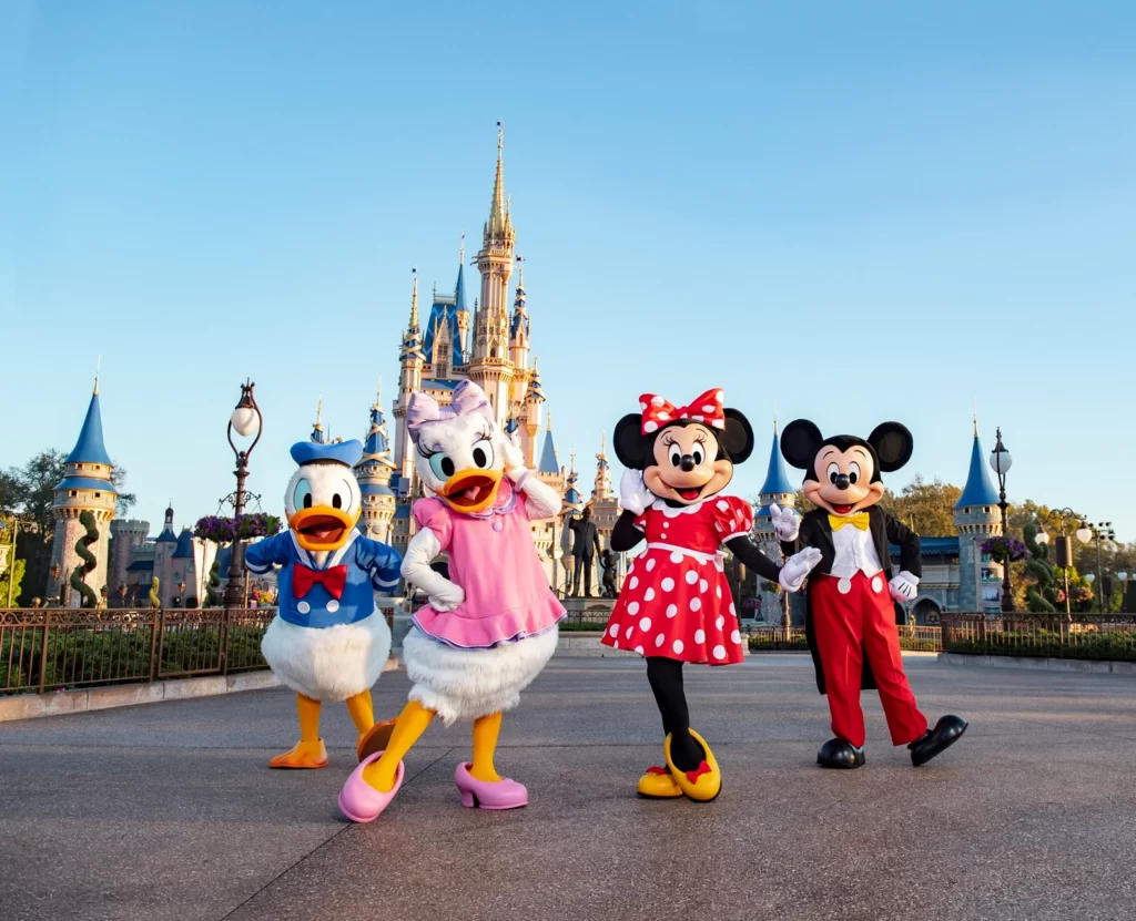 Foto do Pato Donald, Margarida, Minnie e Mickey